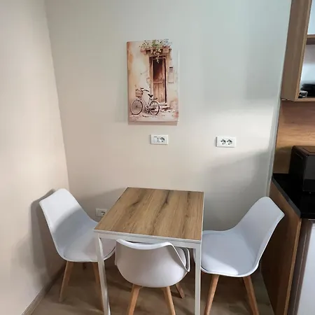 Modern - Piazza Place, Lägenhet Durrës