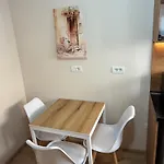 Modern - Piazza Place, 公寓 Durrës