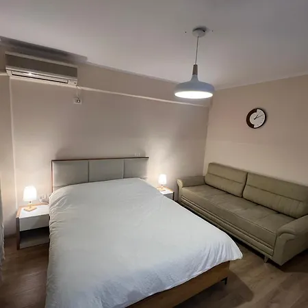 公寓 Modern Piazza Place *